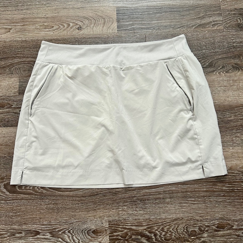 Athleta Soho Skort Size 16 Abalone Grey color Women’s Great condition